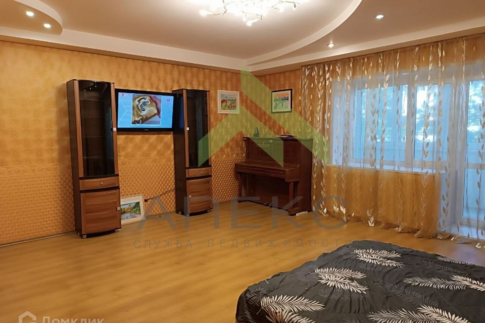 Продаётся 2-комнатная квартира, 84.5 м²