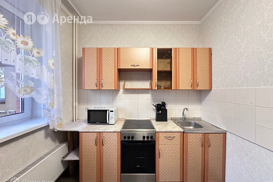 Сдаётся 2-комнатная квартира, 61 м²