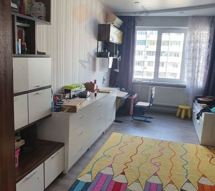 Продаётся 3-комнатная квартира, 79.5 м²