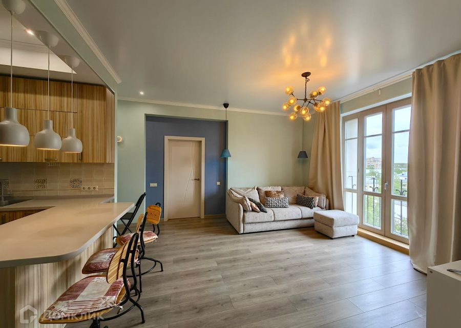 Сдаётся 2-комнатная квартира, 74 м²