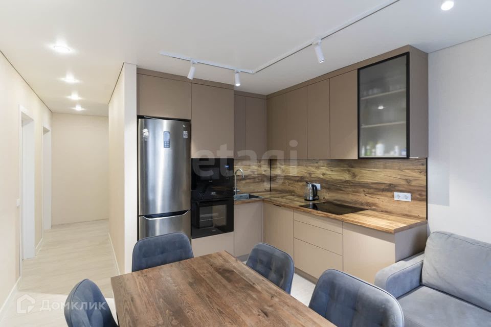 Продаётся 3-комнатная квартира, 92.5 м²