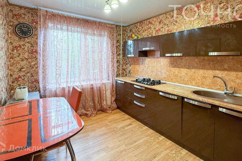 Продаётся 3-комнатная квартира, 65.8 м²
