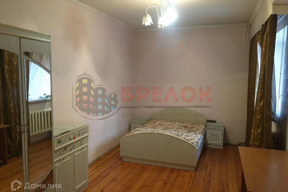 Продаётся 3-комнатная квартира, 147 м²
