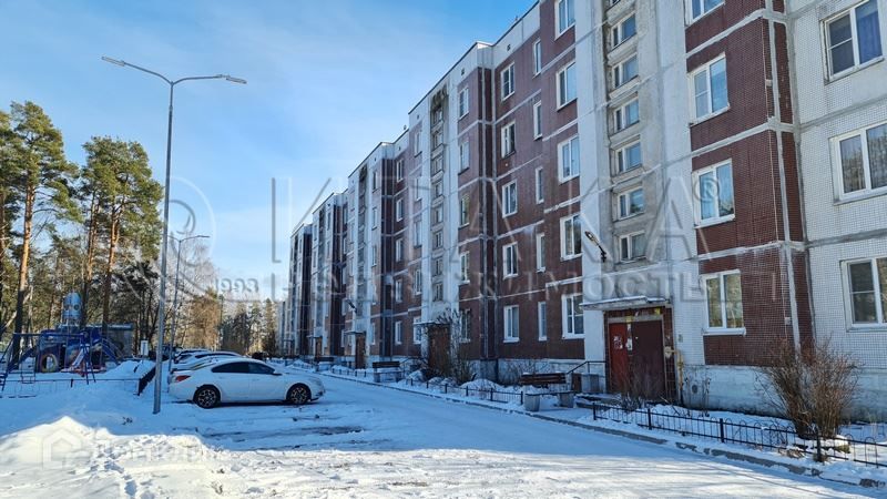 Продаётся 1-комнатная квартира, 35.6 м²