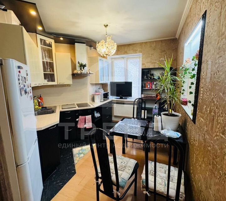 Продаётся 1-комнатная квартира, 41.6 м²