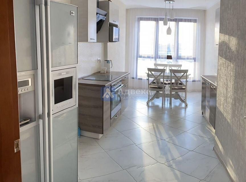 Продаётся 2-комнатная квартира, 78 м²
