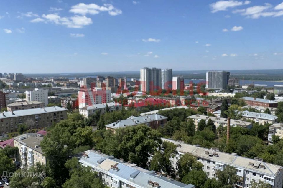 Продаётся 1-комнатная квартира, 39.8 м²