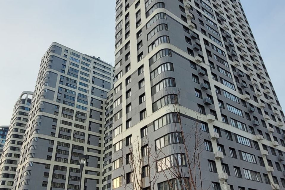 Продаётся 1-комнатная квартира, 42.2 м²
