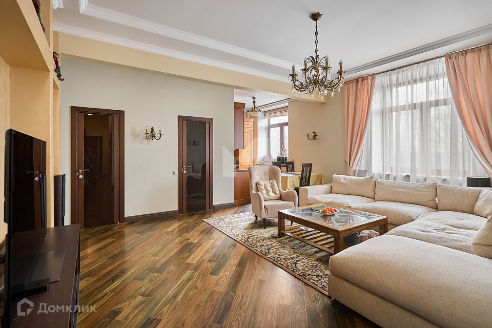 Сдаётся 3-комнатная квартира, 97 м²