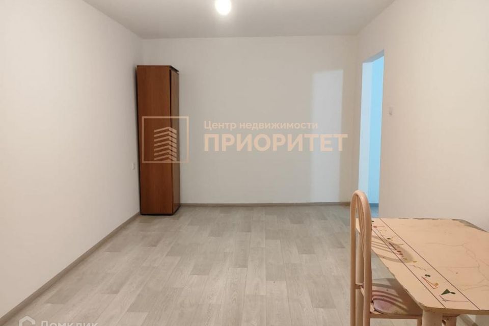 Продаётся 1-комнатная квартира, 35.9 м²