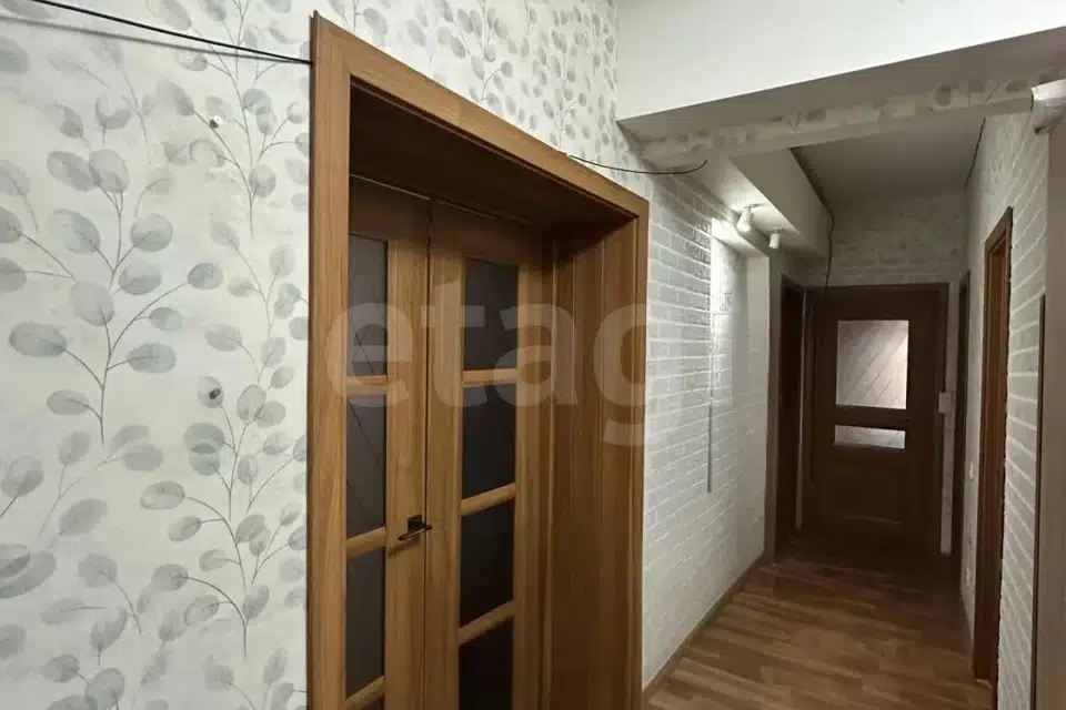 Продаётся 3-комнатная квартира, 77.3 м²