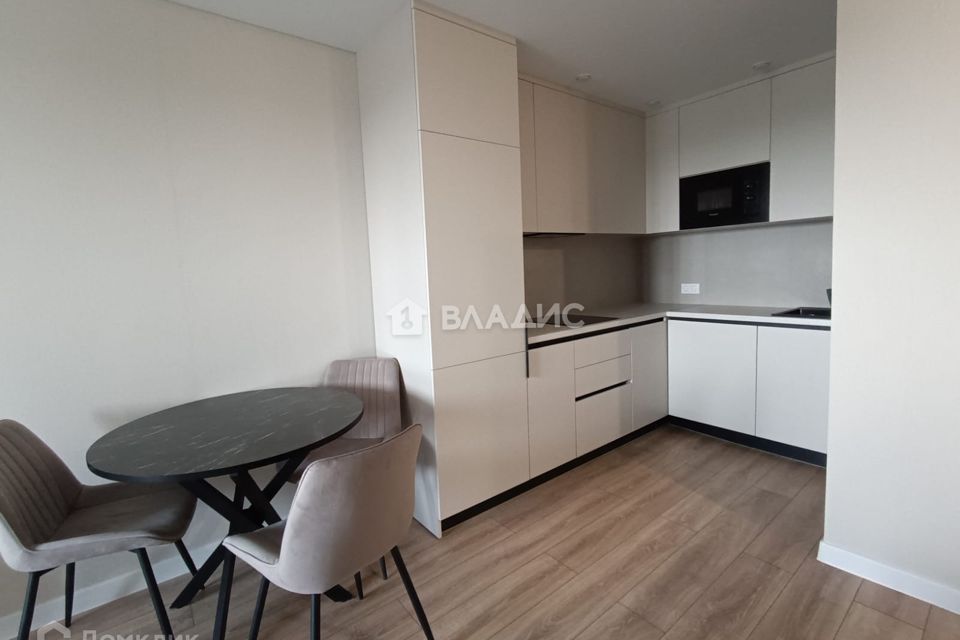 Продаётся 1-комнатная квартира, 40.2 м²