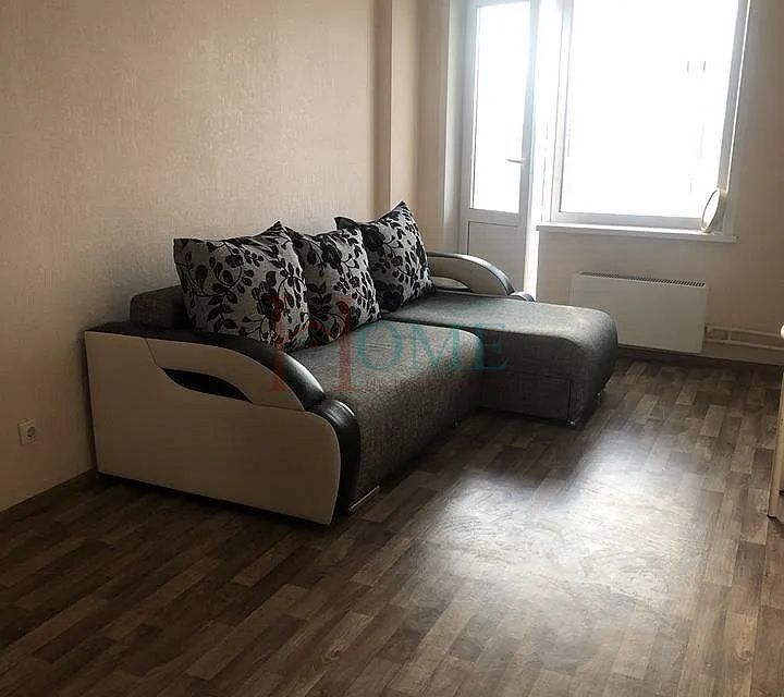 Сдаётся 2-комнатная квартира, 64 м²