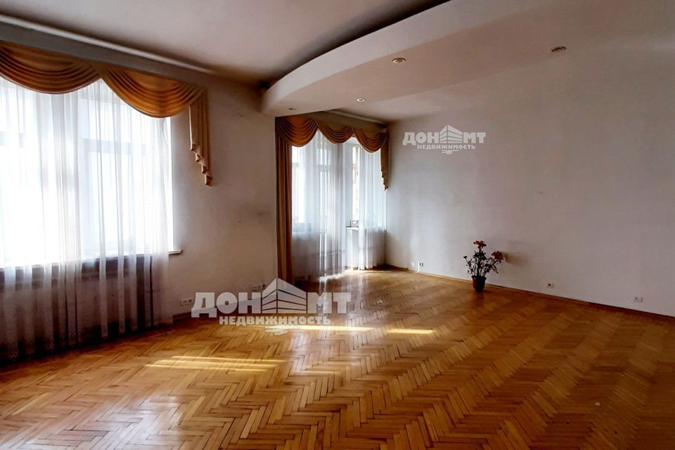 Продаётся 4-комнатная квартира, 118.4 м²
