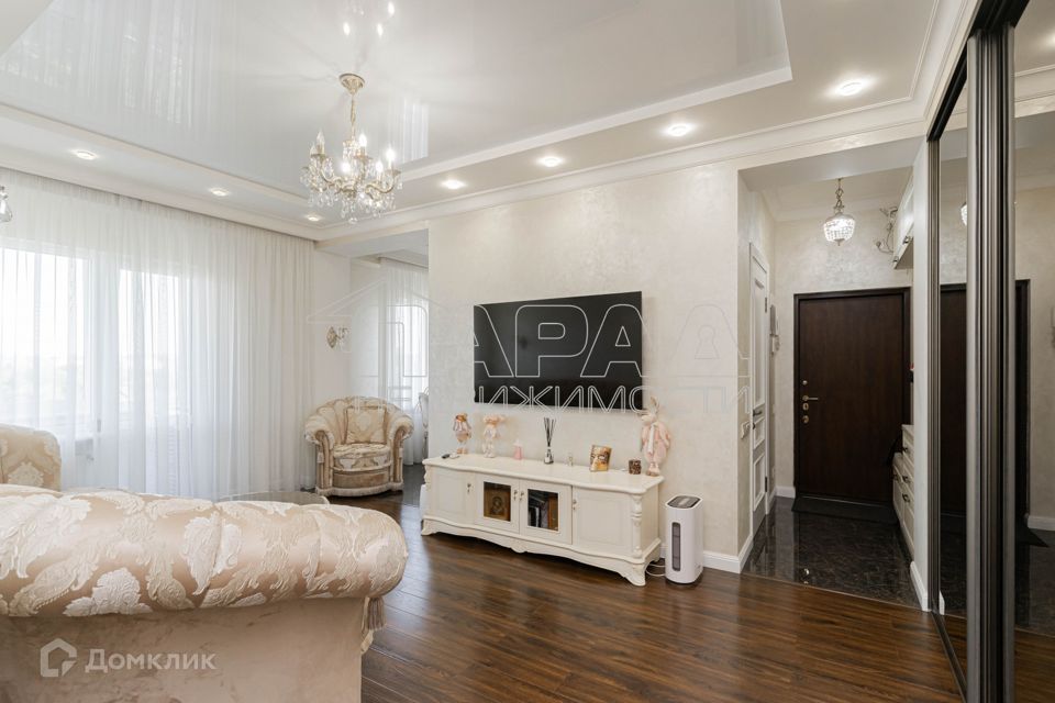 Продаётся 3-комнатная квартира, 68.3 м²