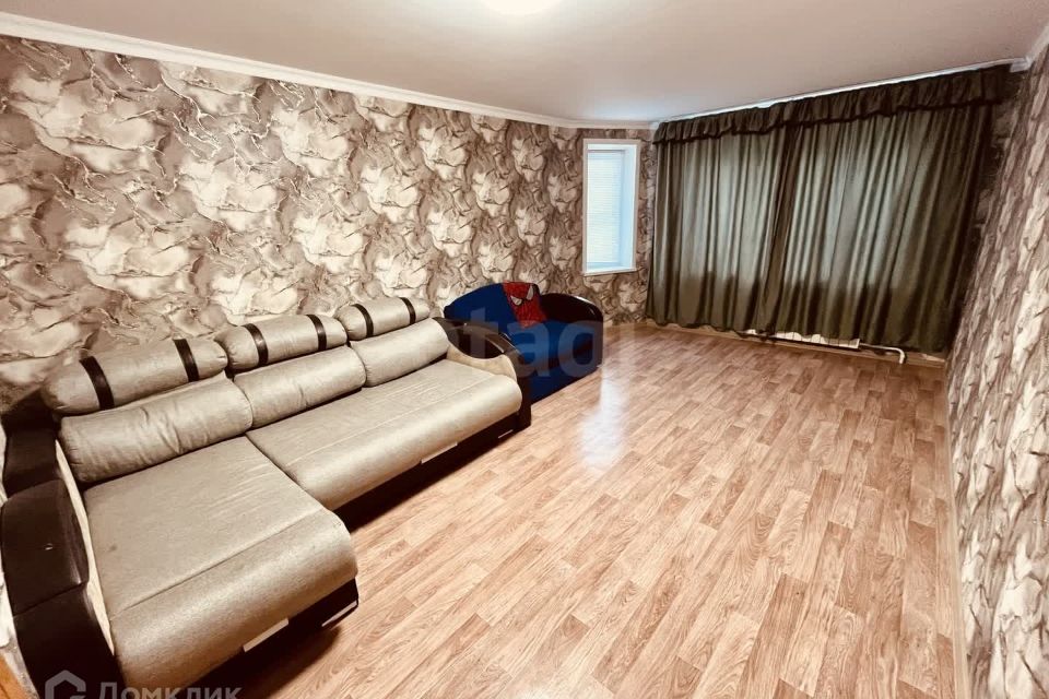 Продаётся 1-комнатная квартира, 51.5 м²
