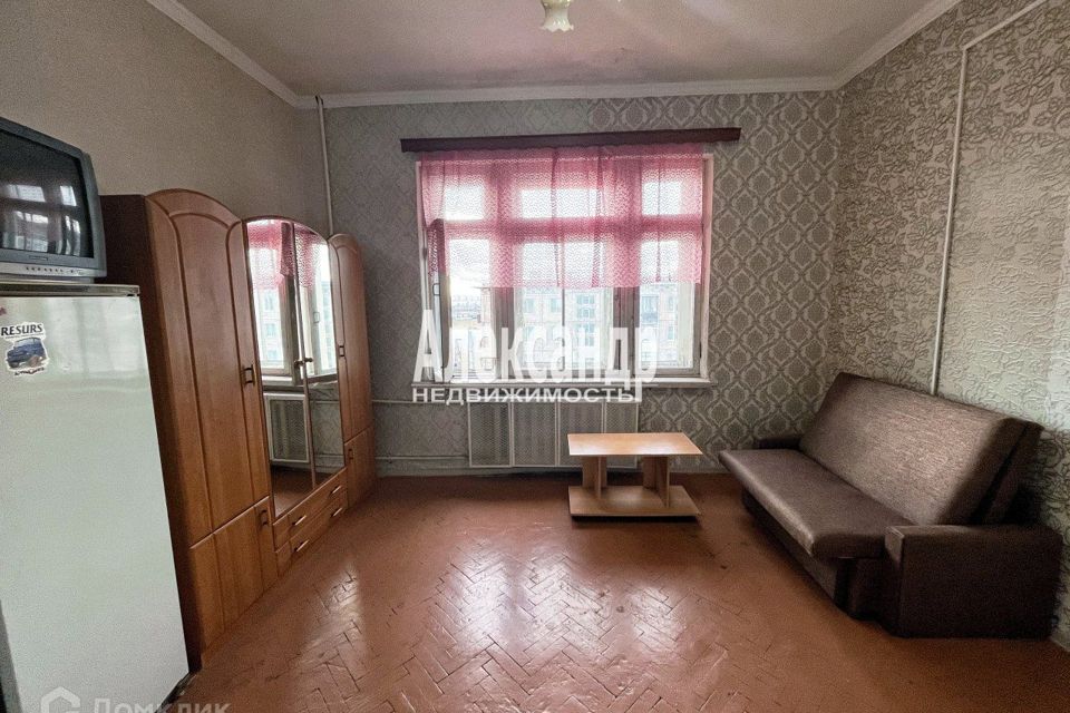 Продаётся комната в 20-комн. квартире, 17.7 м²