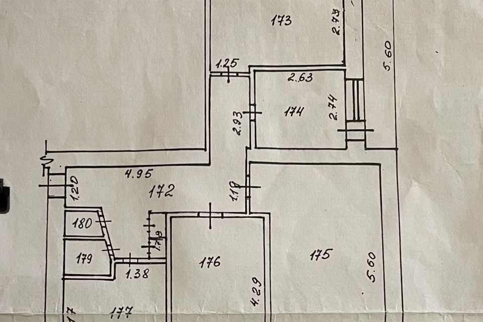 Продаётся 4-комнатная квартира, 70.3 м²