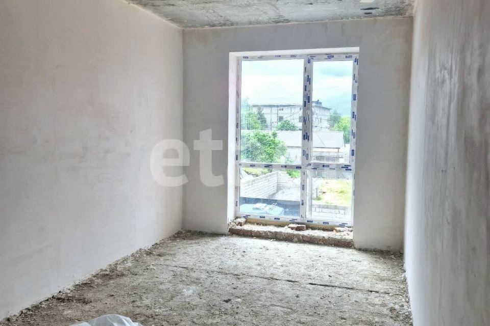 Продаётся 1-комнатная квартира, 43 м²