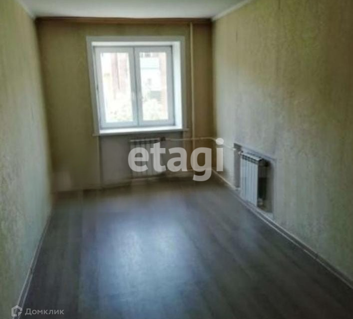 Продаётся 3-комнатная квартира, 56.8 м²