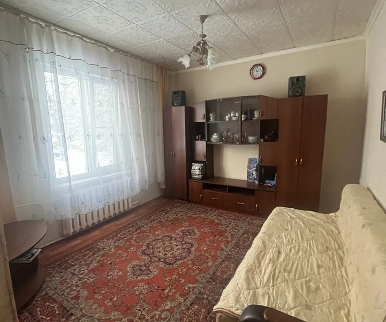 Продаётся комната в 2-комн. квартире, 16 м²