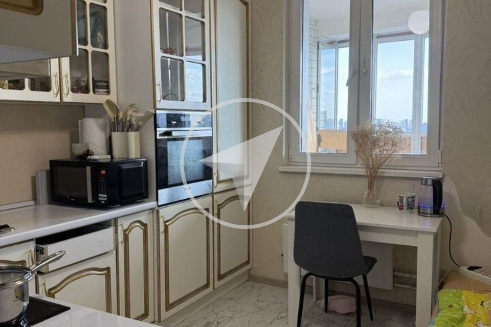 Продаётся 2-комнатная квартира, 57.2 м²