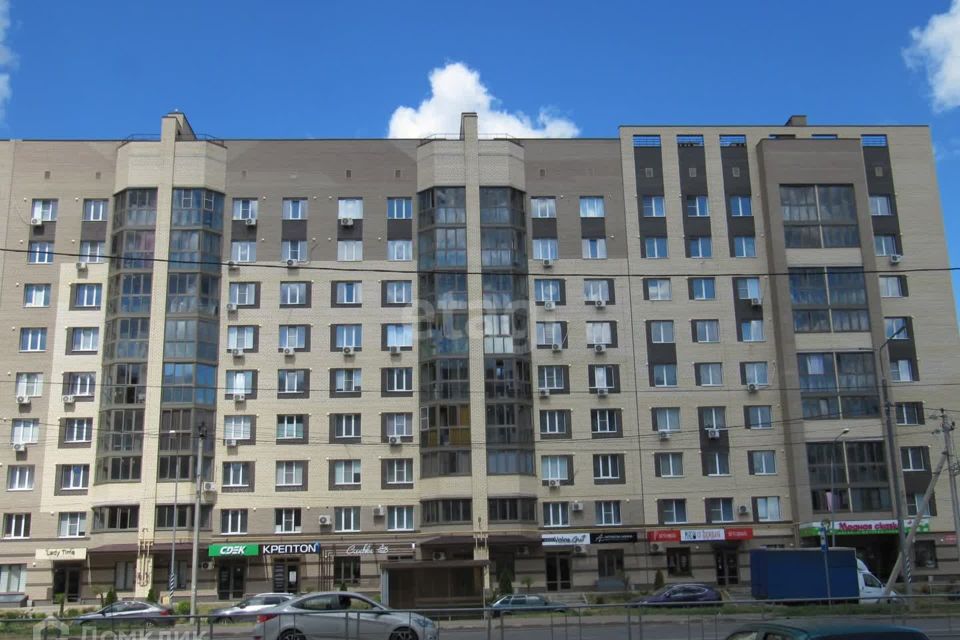 Продаётся 1-комнатная квартира, 42.3 м²