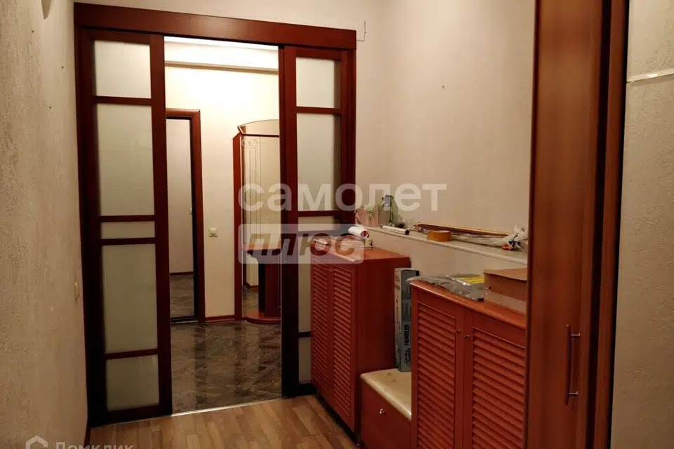 Продаётся 3-комнатная квартира, 100 м²