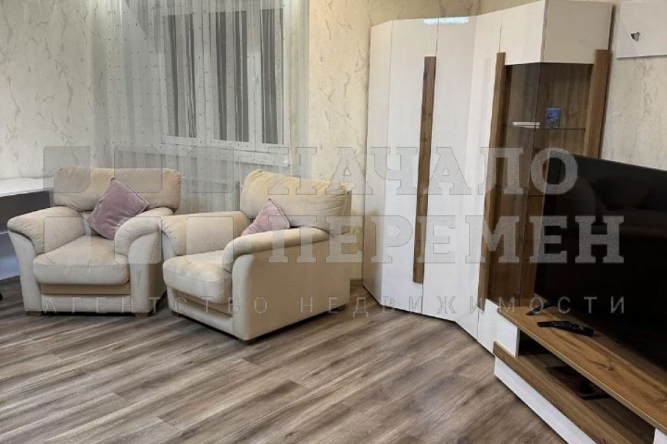 Сдаётся 2-комнатная квартира, 72 м²