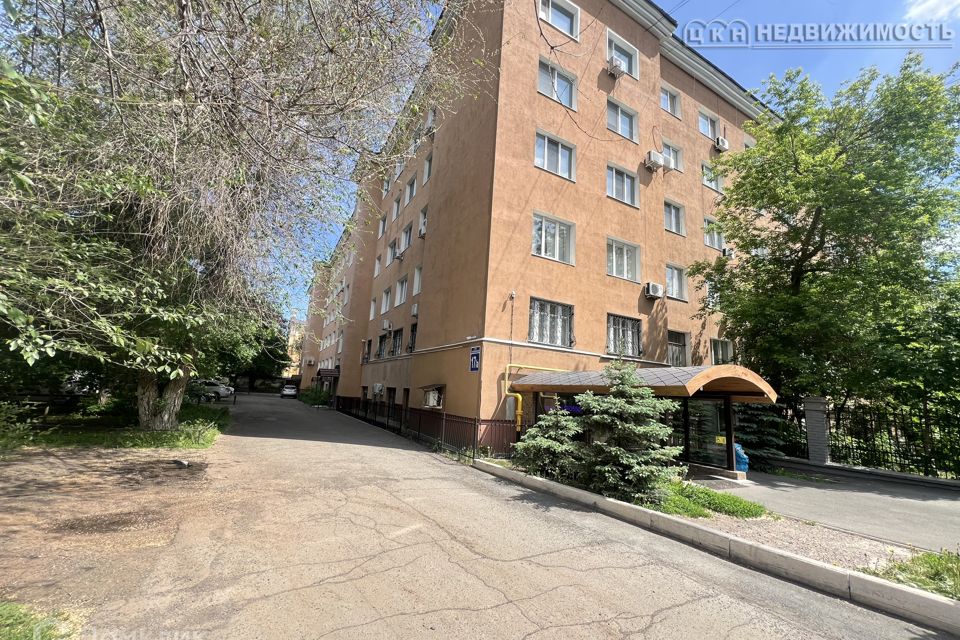 Продаётся комната в 6-комн. квартире, 15.6 м²