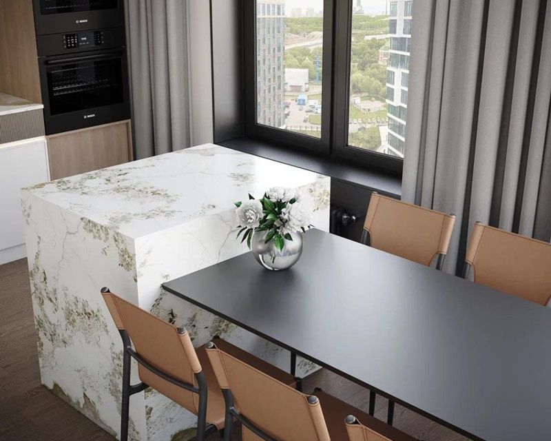 Продаётся 4-комнатная квартира, 100 м²