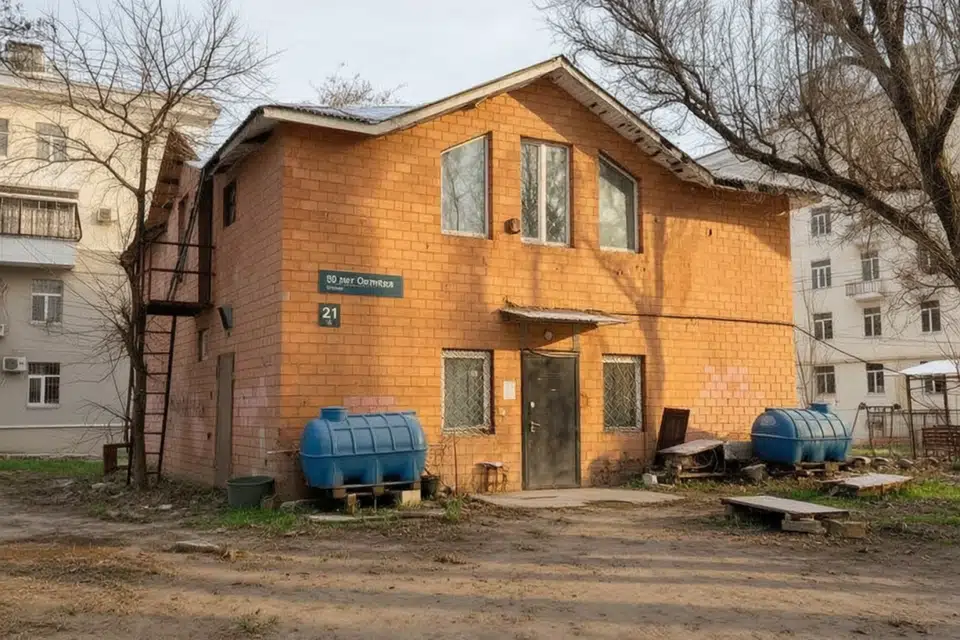 Сдаётся производственное помещение, 199.8 м²
