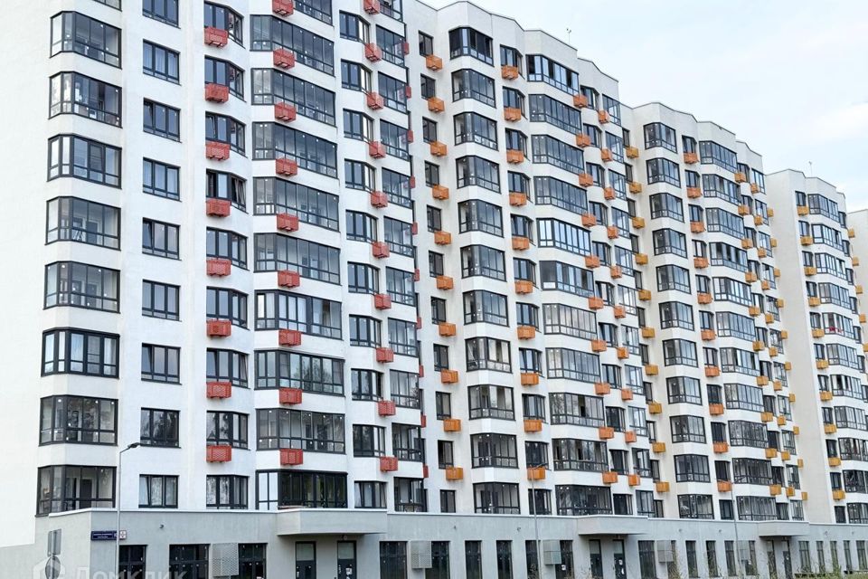 Продаётся 1-комнатная квартира, 42.7 м²
