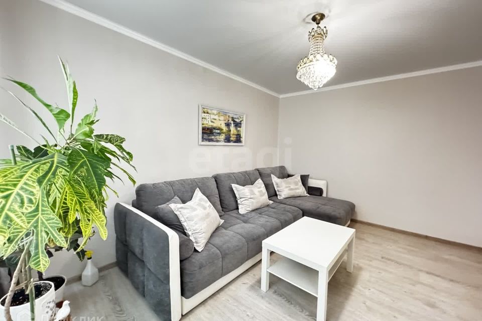 Продаётся 3-комнатная квартира, 60.7 м²