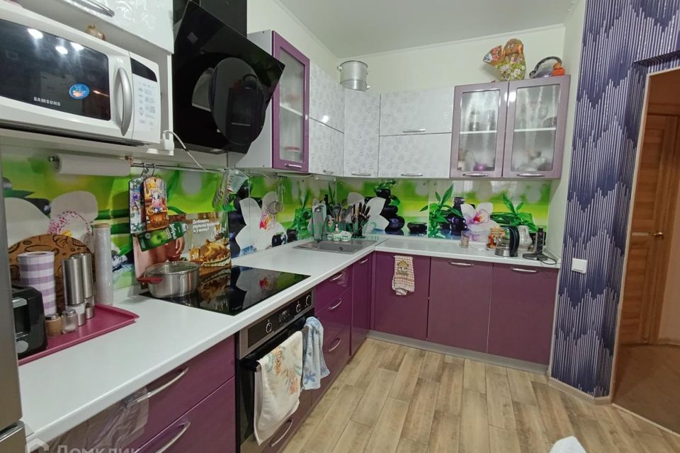 Продаётся 2-комнатная квартира, 55.6 м²