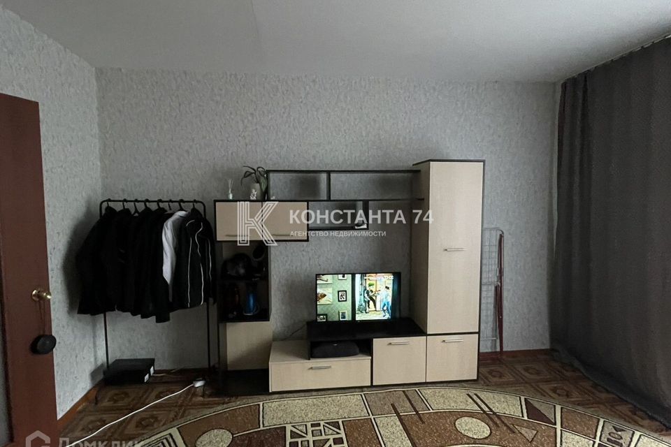 Продаётся 1-комнатная квартира, 40.3 м²