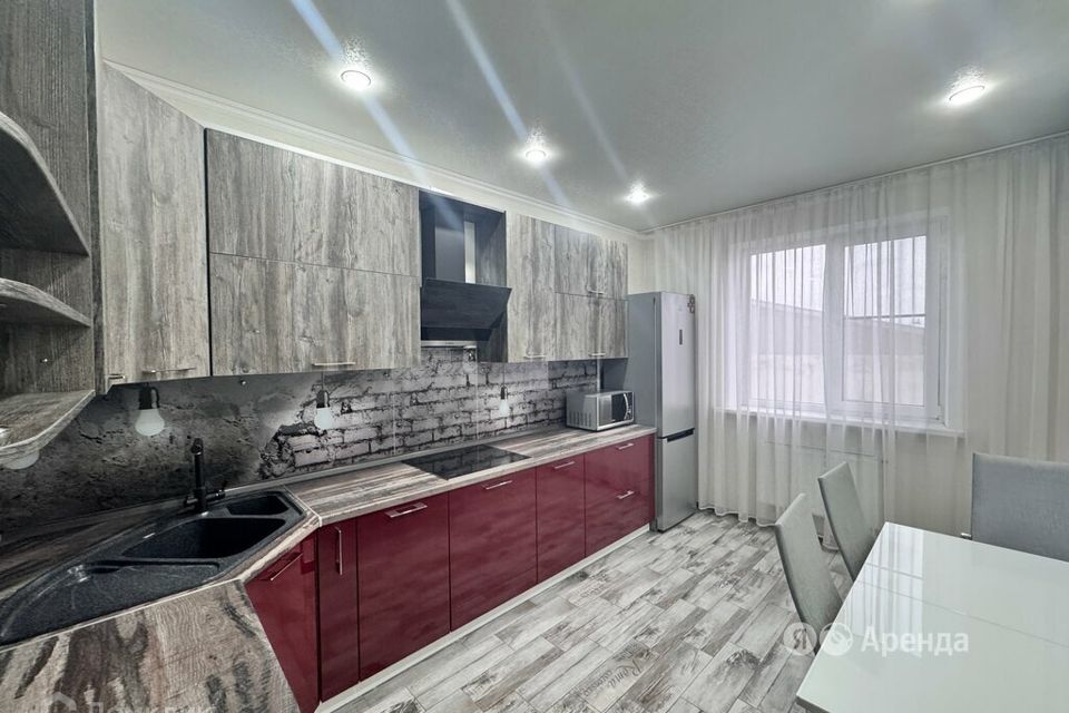 Сдаётся 1-комнатная квартира, 42 м²