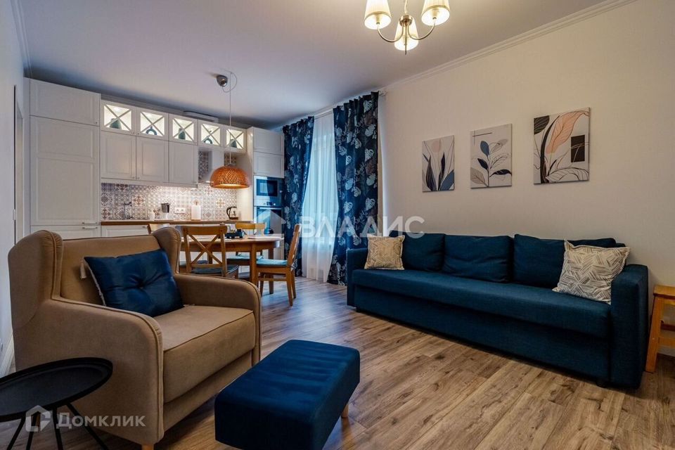 Продаётся 2-комнатная квартира, 60.8 м²