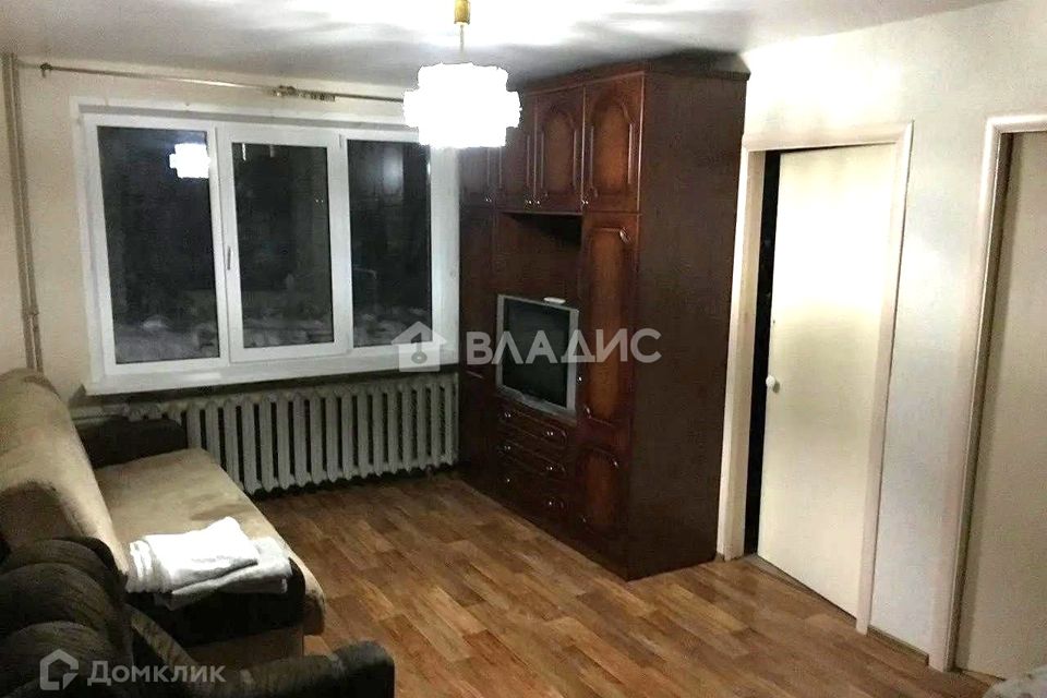 Продаётся 3-комнатная квартира, 50.3 м²