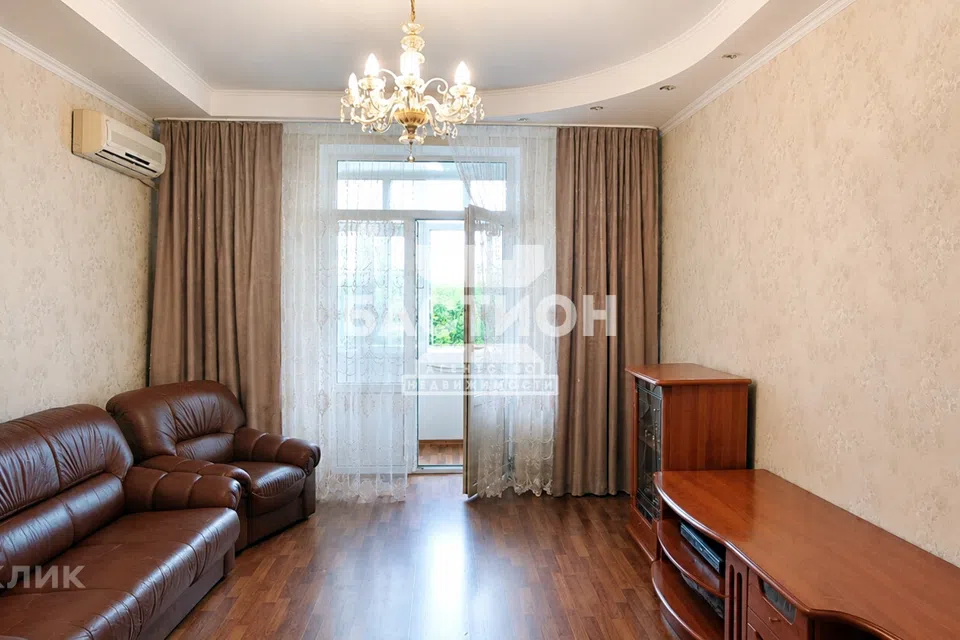 Продаётся 3-комнатная квартира, 72 м²