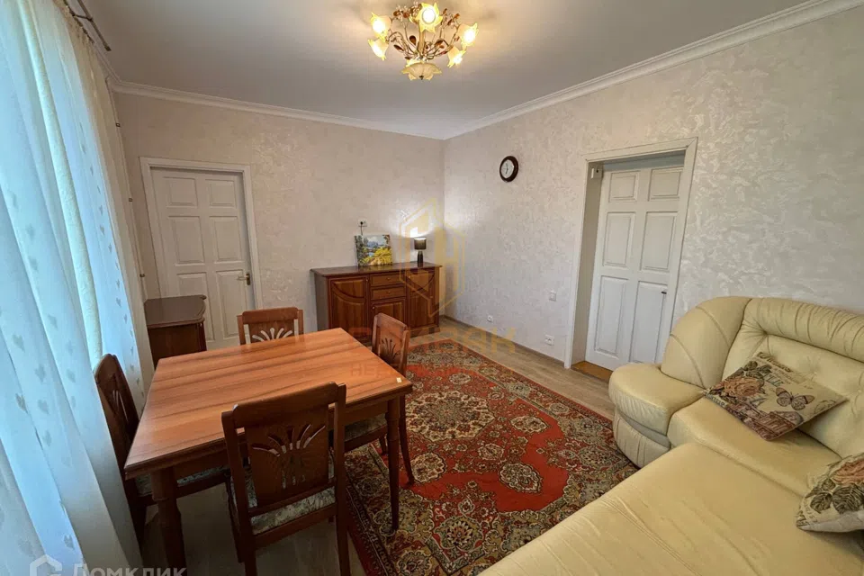 Продаётся 3-комнатная квартира, 62.43 м²