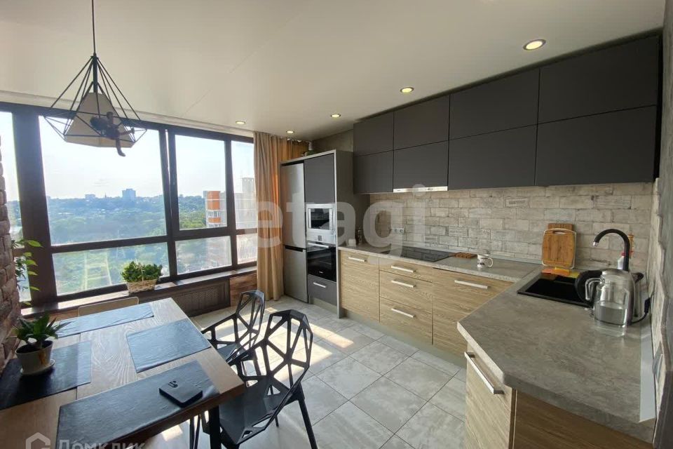 Продаётся 2-комнатная квартира, 70 м²