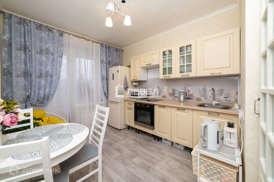 Продаётся 1-комнатная квартира, 37.6 м²