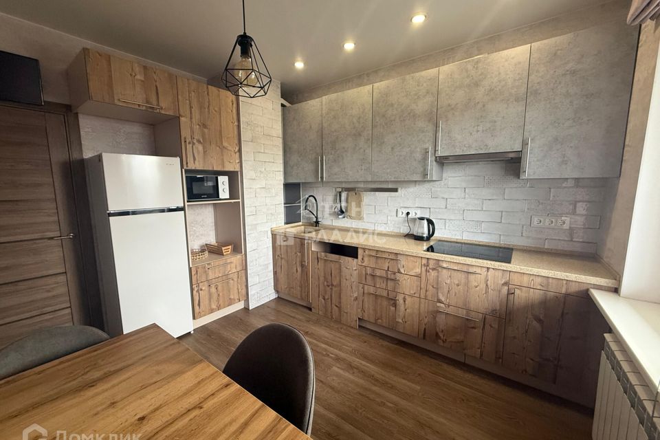 Сдаётся 2-комнатная квартира, 56 м²
