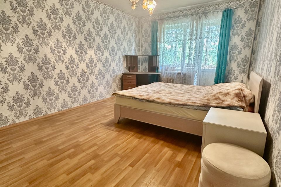 Продаётся 1-комнатная квартира, 38 м²