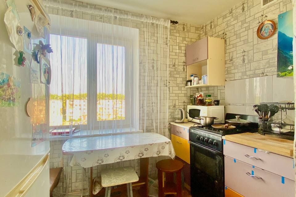 Продаётся 3-комнатная квартира, 51.6 м²