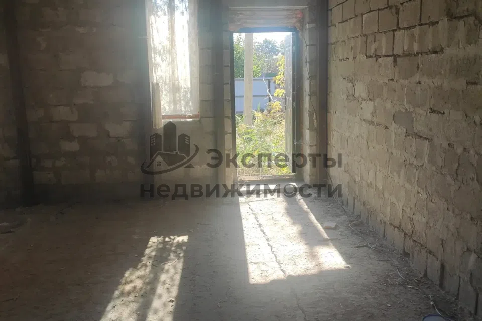 Продаётся 2-этажный дом, 260 м²