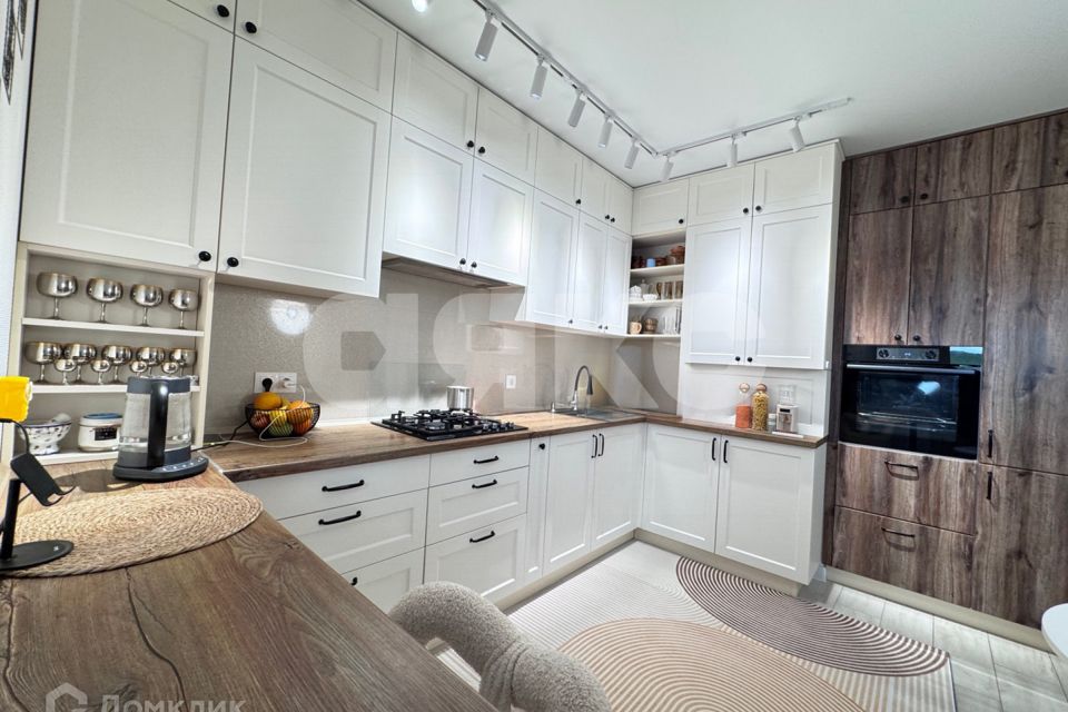 Продаётся 2-комнатная квартира, 62 м²