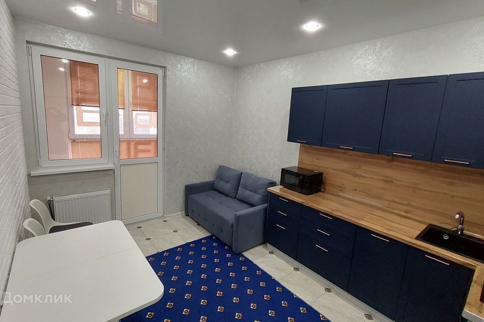Продаётся 1-комнатная квартира, 46 м²
