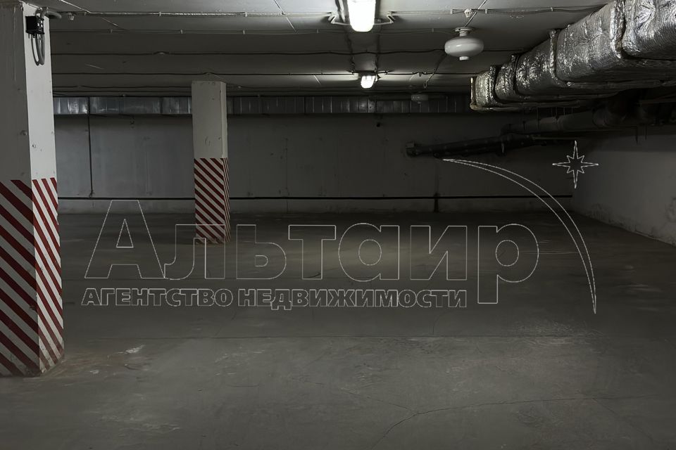 Продаётся машиноместо, 12 м²
